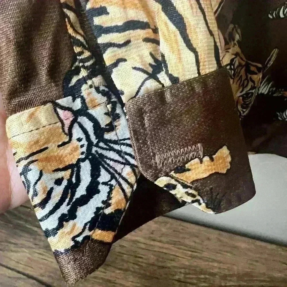 Vintage 70s Disco Mod Tiger All Over Art Cat Print Miami Brown Button Shirt - Picture 5 of 8